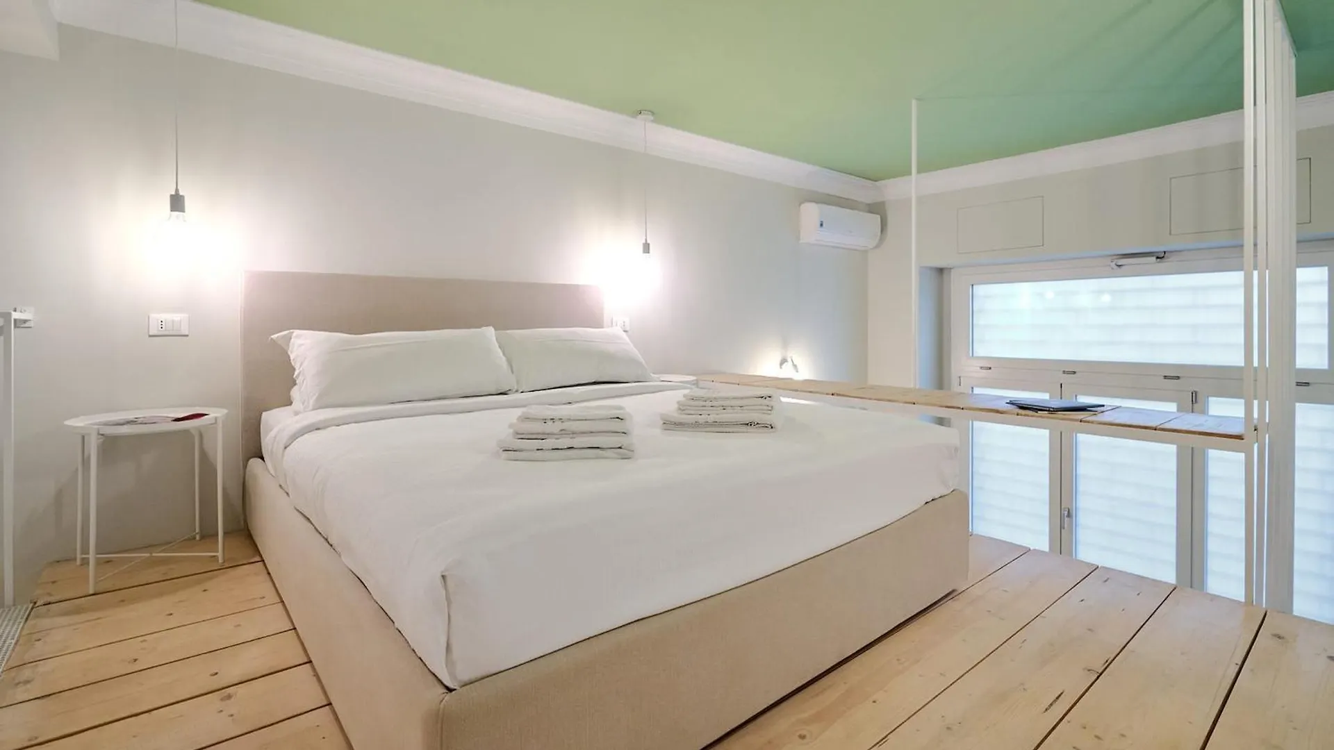 Milan Design Loft Perfect For Couples 아파트